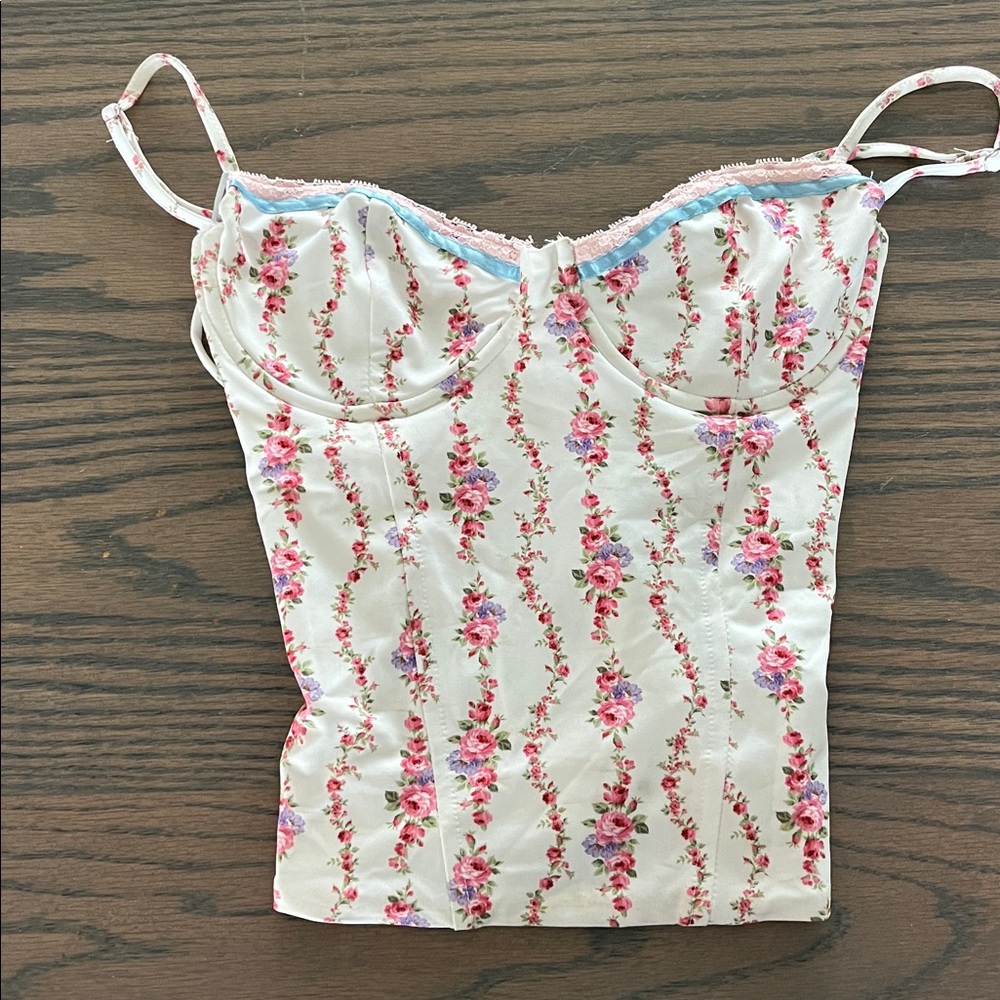 Edikted Tank Top